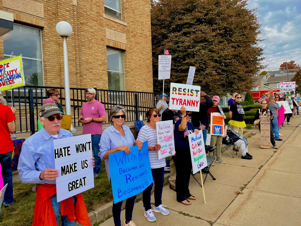 Albion Demonstrators Participate in Nationwide ‘No Kings’&nbsp;Rally